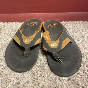 Reef mick fanning flip flops